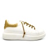 Sneakersy biało złote na grubej podeszwie złote sznurówki  zdobione z brokatem